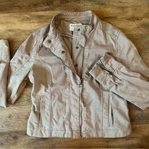 Taupe Women’s Casual Cargo Jacket Size Small Lightweight Coat